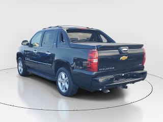 2011 Chevrolet Avalanche LTZ
                                    for sale in Miami, FL – photo 8