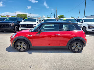 2020 MINI Hardtop 2 Door Cooper SE
                                    for sale in Miami Shores, FL – photo 2