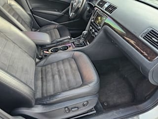 2015 Volkswagen Passat 2.0L TDI SEL Premium
                                    for sale in Hollywood, FL – photo 15