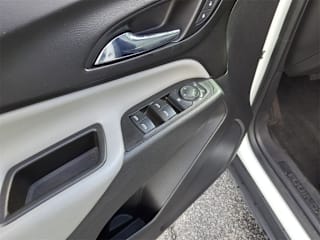 2021 Chevrolet Equinox LS
                                    for sale in Hialeah, FL – photo 14