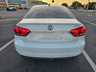 2015 Volkswagen Passat 2.0L TDI SEL Premium
                                    for sale in Hollywood, FL – photo 6