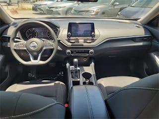 2022 Nissan Altima 2.5 SV
                                    for sale in Miami, FL – photo 9