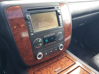 2011 Chevrolet Avalanche LTZ
                                    for sale in Miami, FL – photo 27