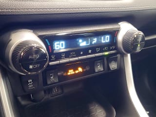 2024 Toyota RAV4 XLE Premium
                                    for sale in Miami, FL – photo 33