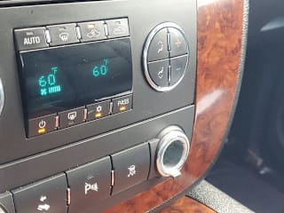 2011 Chevrolet Avalanche LTZ
                                    for sale in Miami, FL – photo 30
