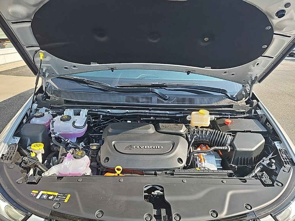 Image of 2023 Chrysler Pacifica Hybrid