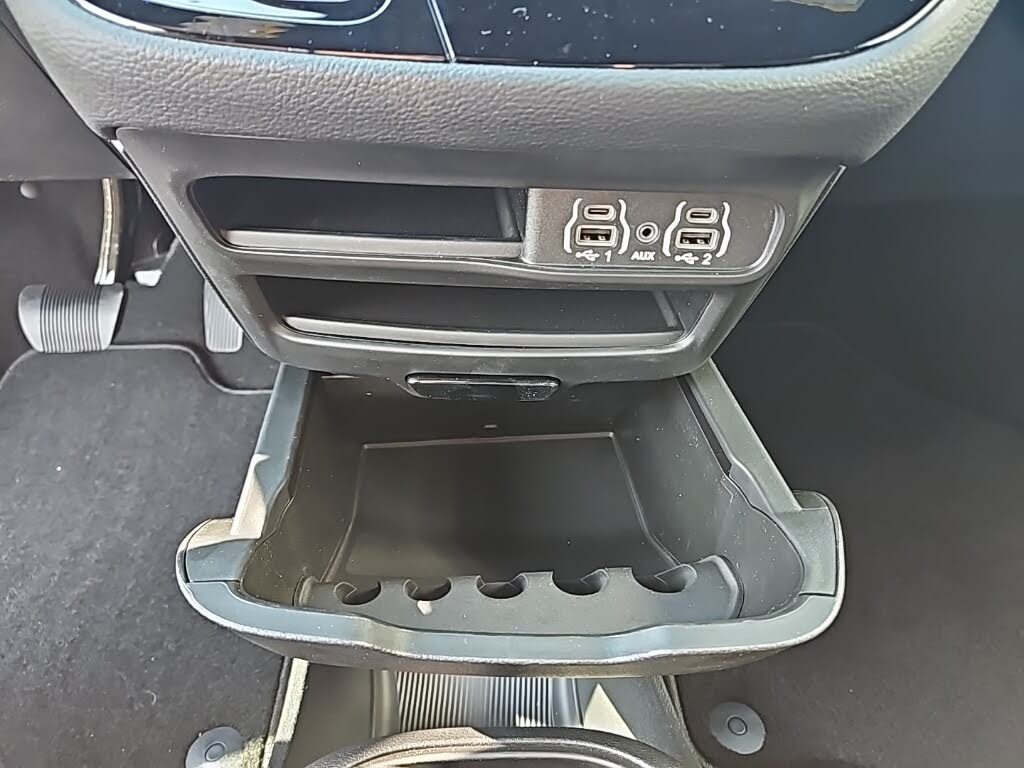 Image of 2023 Chrysler Pacifica Hybrid