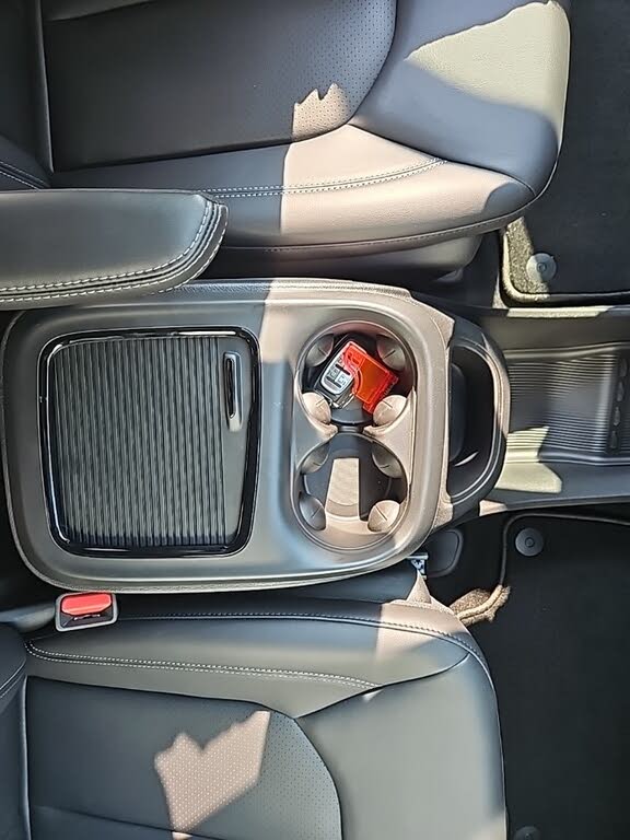 Image of 2023 Chrysler Pacifica Hybrid