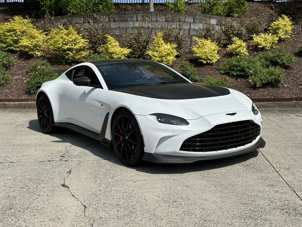 Aston Martin Vantage