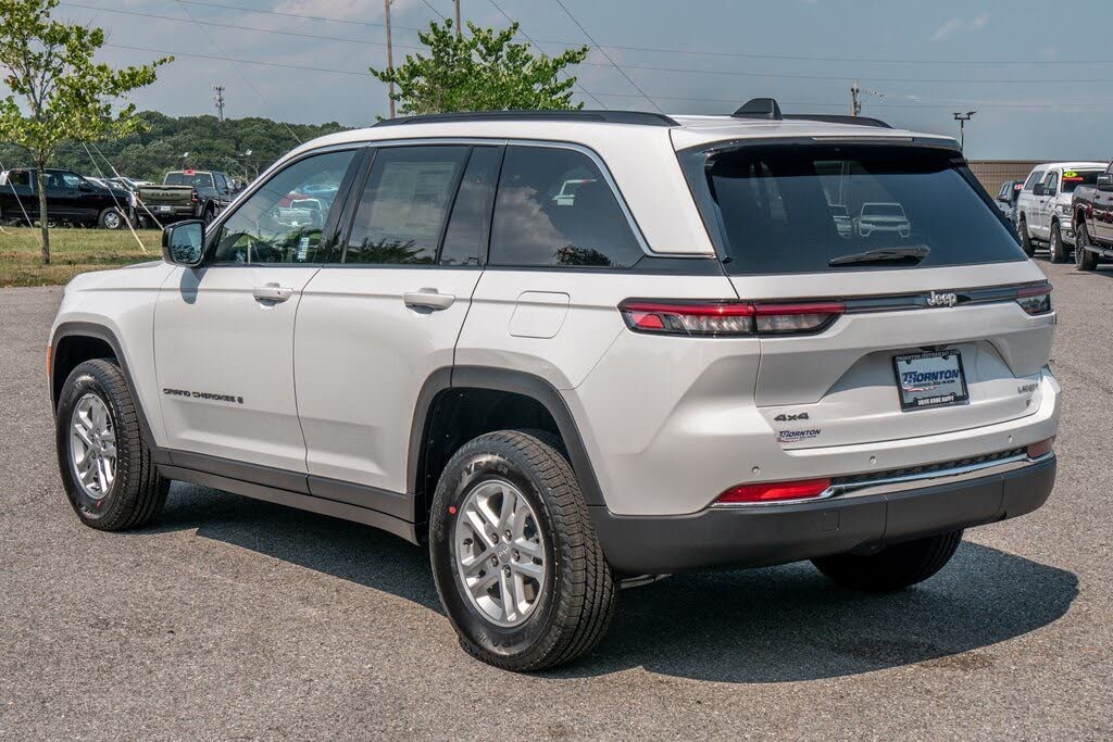 Image of 2024 Jeep Grand Cherokee