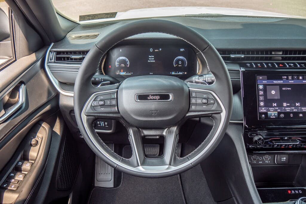 Image of 2024 Jeep Grand Cherokee