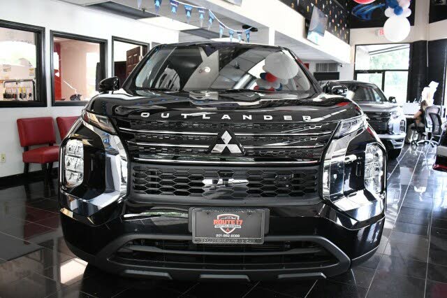 Image of 2024 Mitsubishi Outlander