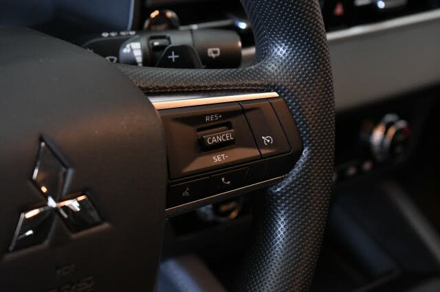 Image of 2024 Mitsubishi Outlander