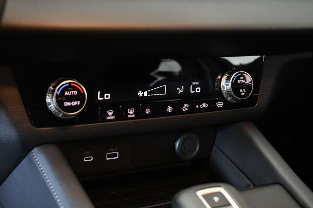 Image of 2024 Mitsubishi Outlander
