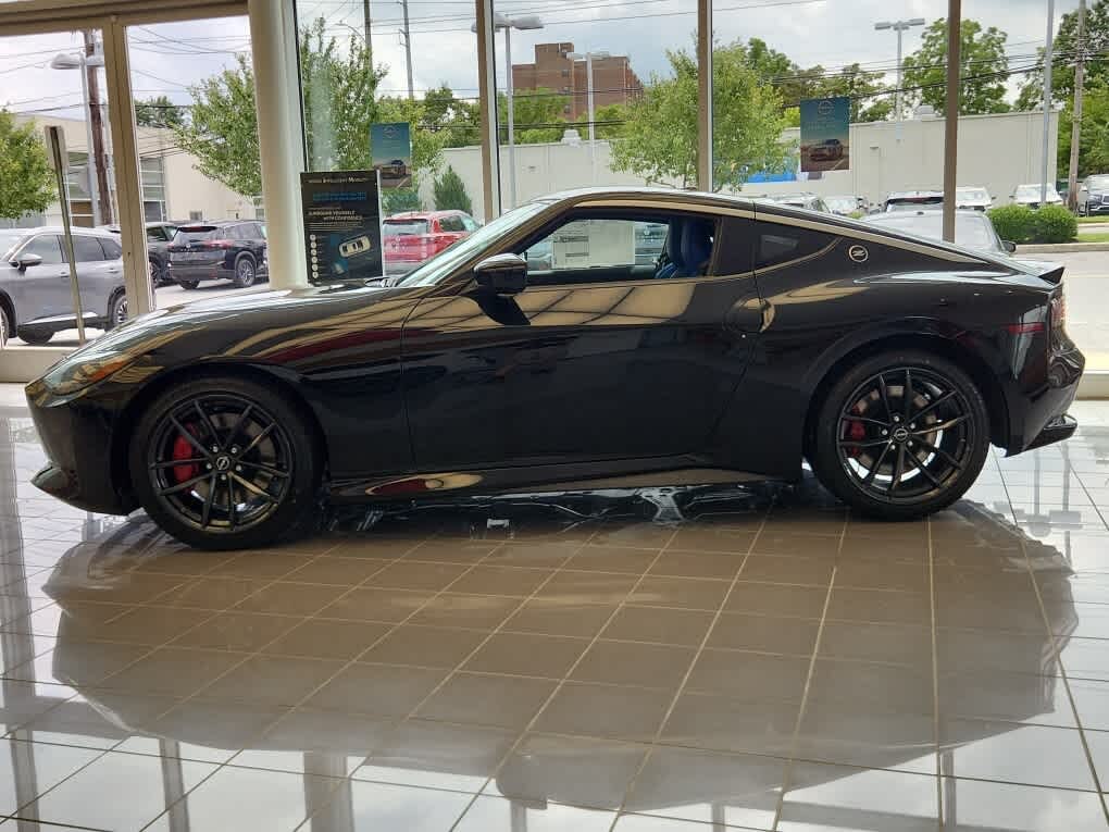 Image of 2024 Nissan Z