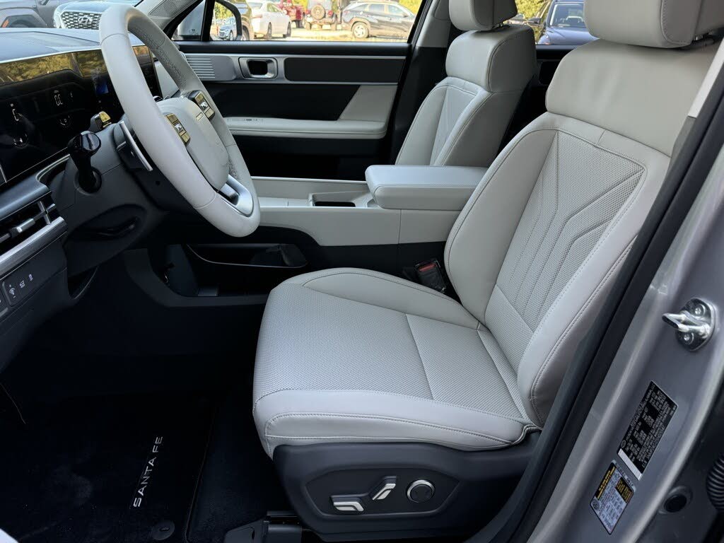 Image of 2025 Hyundai Santa Fe Hybrid
