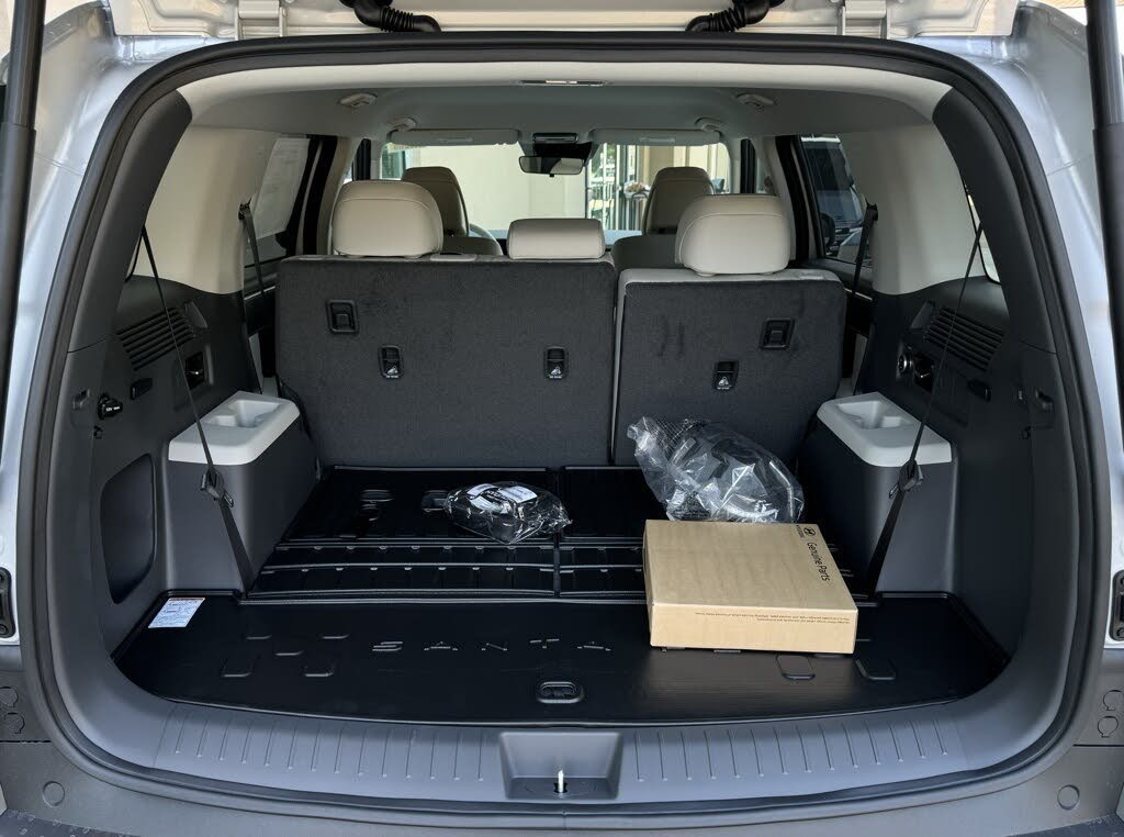 Image of 2025 Hyundai Santa Fe Hybrid