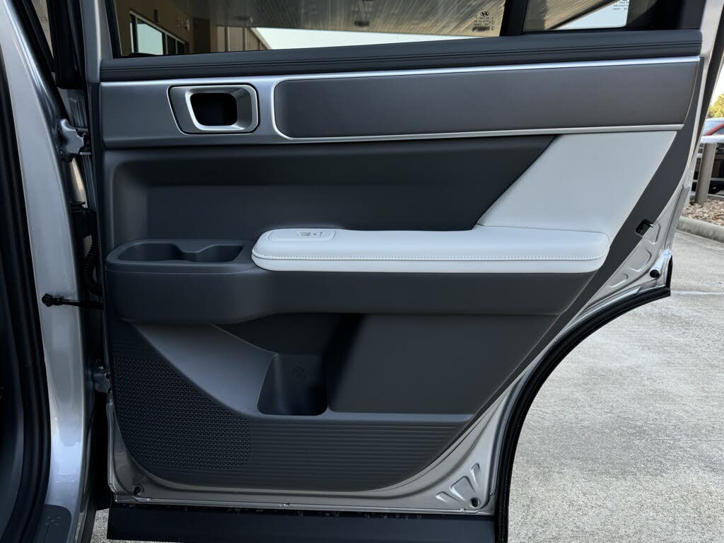 Image of 2025 Hyundai Santa Fe Hybrid