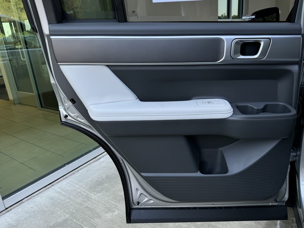 Image of 2025 Hyundai Santa Fe Hybrid