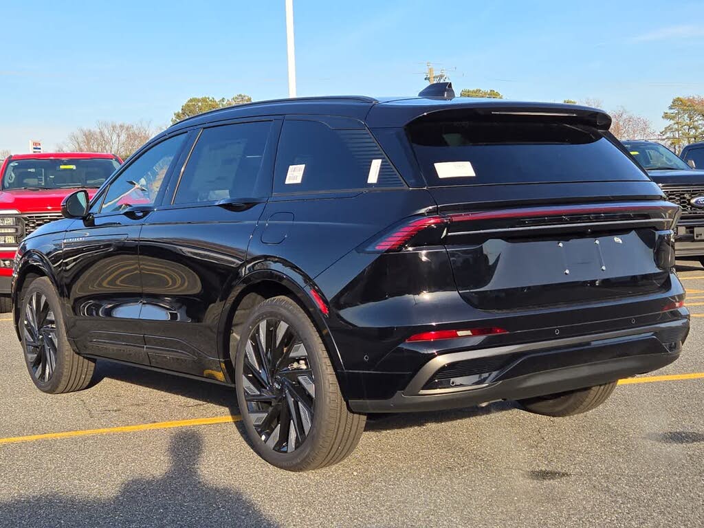 Image of 2024 Lincoln Nautilus
