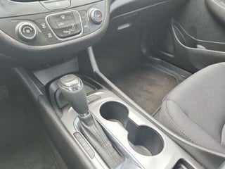 2018 Chevrolet Malibu thumbnail – Homestead, FL – 5