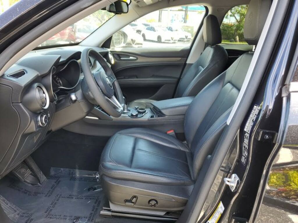2018 Alfa Romeo Stelvio Ti
                                    for sale in Miami, FL – photo 16