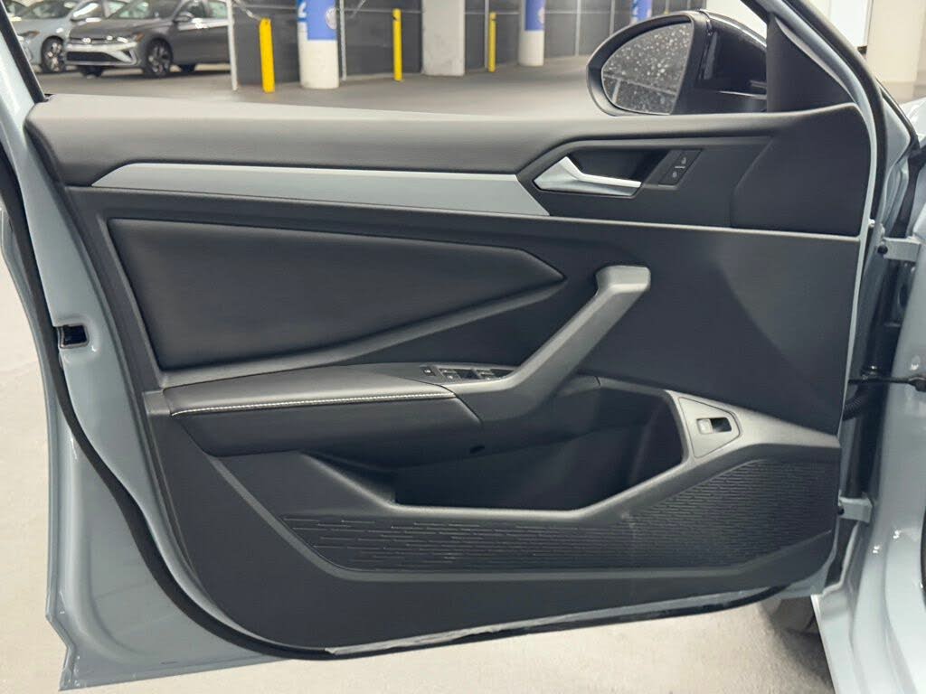 Image of 2025 Volkswagen Jetta