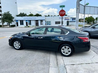 2013 Nissan Altima thumbnail – Miami, FL – 9