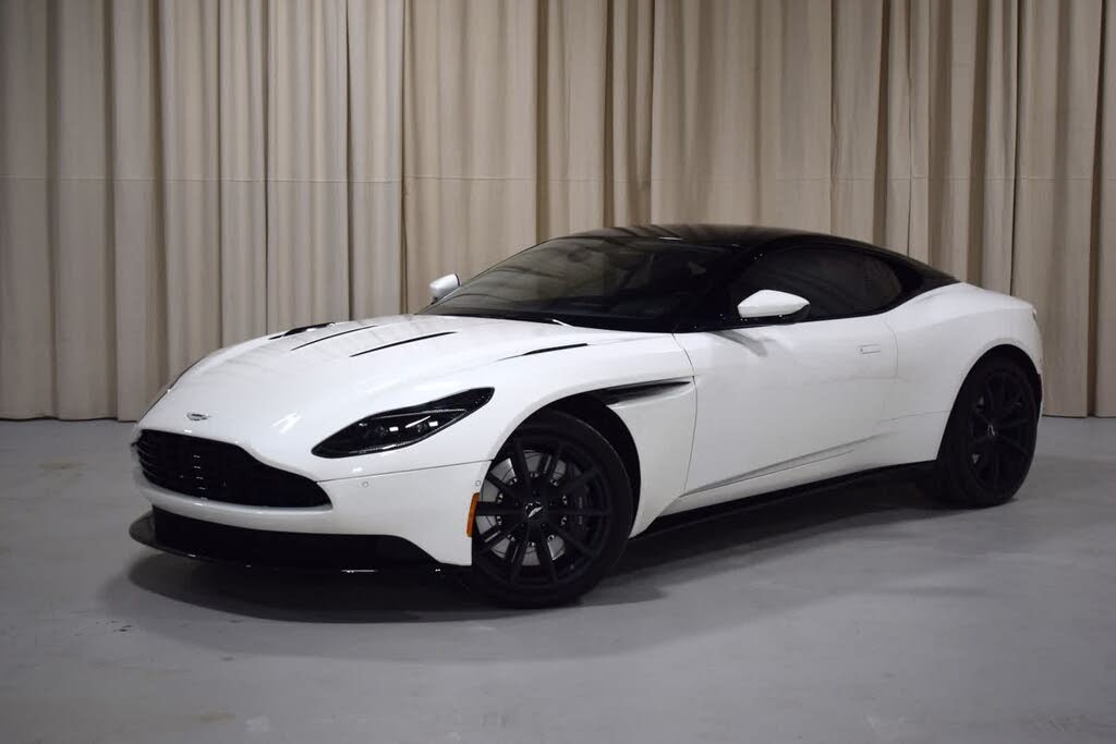 Aston Martin DB11