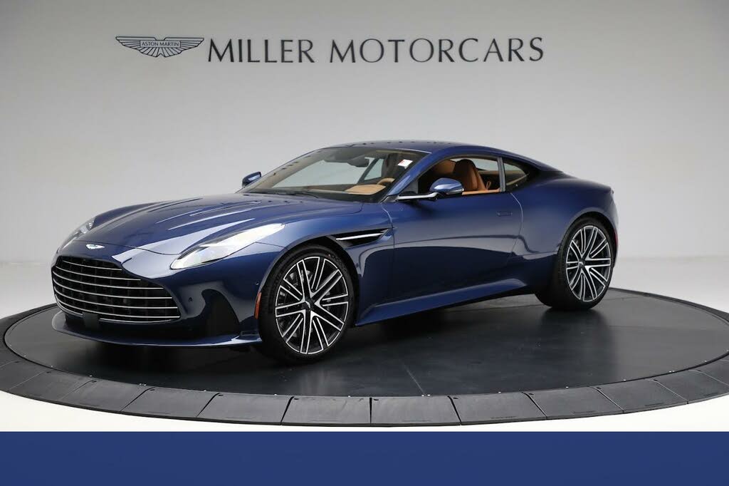 Aston Martin DB12