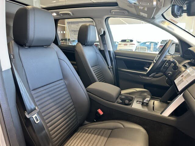 Image of 2025 Land Rover Discovery Sport