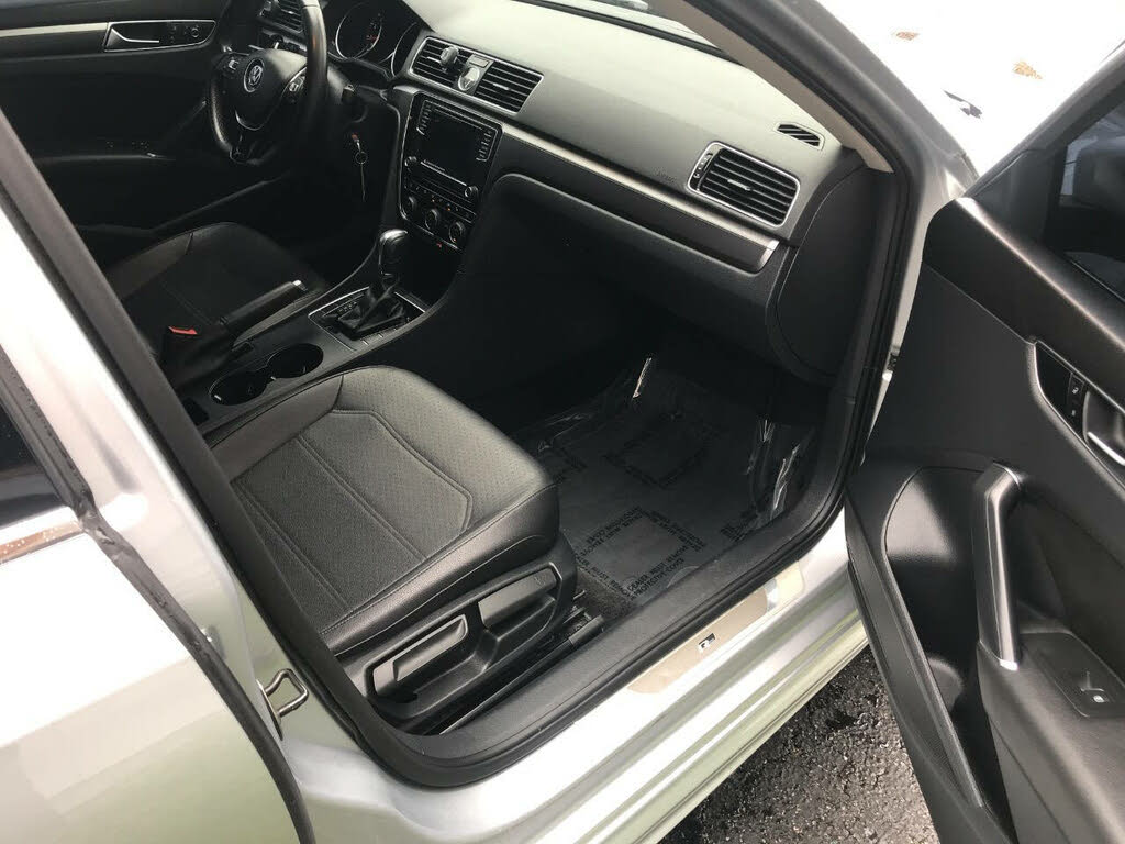 2017 Volkswagen Passat 1.8T R-Line
                                    for sale in North Lauderdale, FL – photo 13
