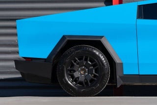2024 Tesla Cybertruck thumbnail – Hollywood, FL – 7