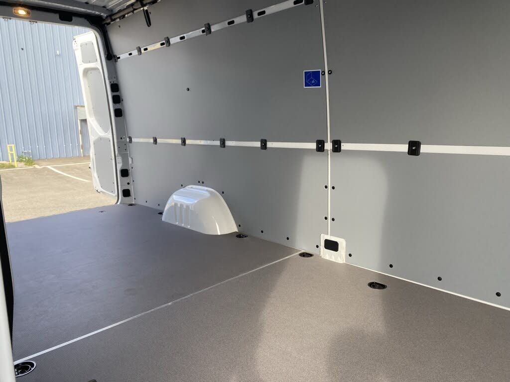 Image of 2024 Mercedes-Benz eSprinter