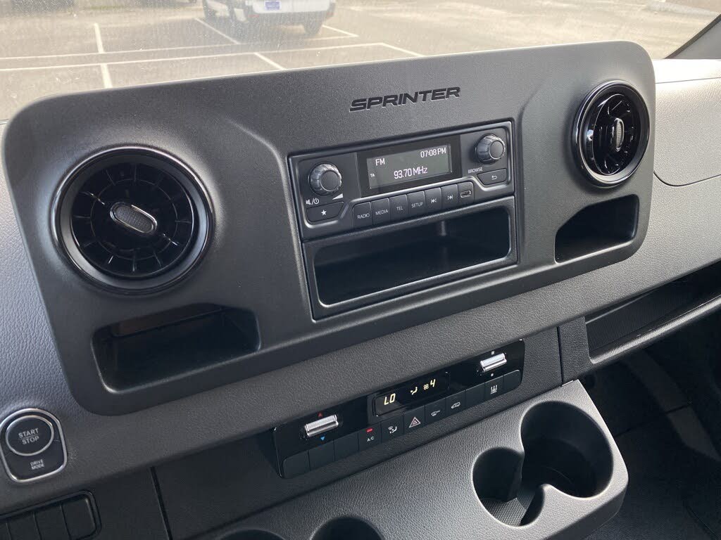 Image of 2024 Mercedes-Benz eSprinter