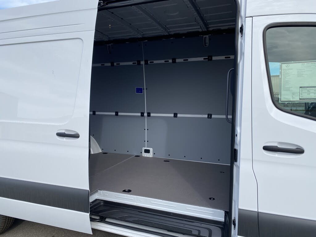 Image of 2024 Mercedes-Benz eSprinter