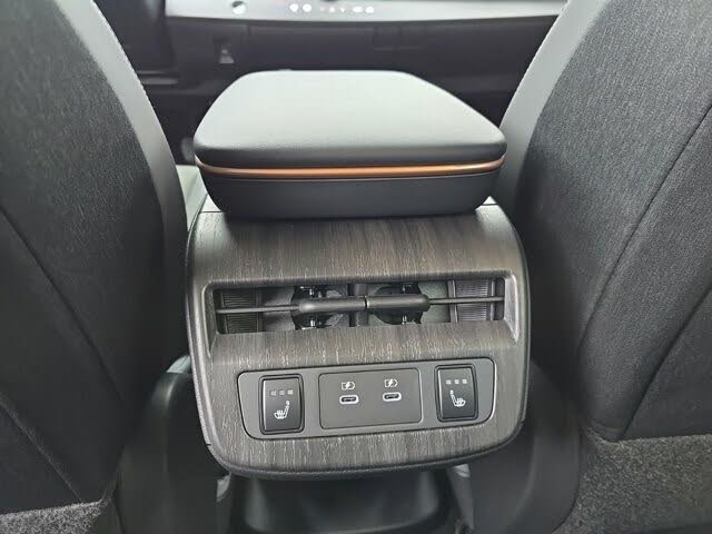 Image of 2025 Nissan Ariya