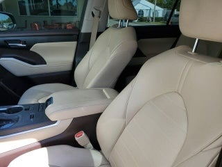 2022 Toyota Highlander thumbnail – Deerfield Beach, FL – 22