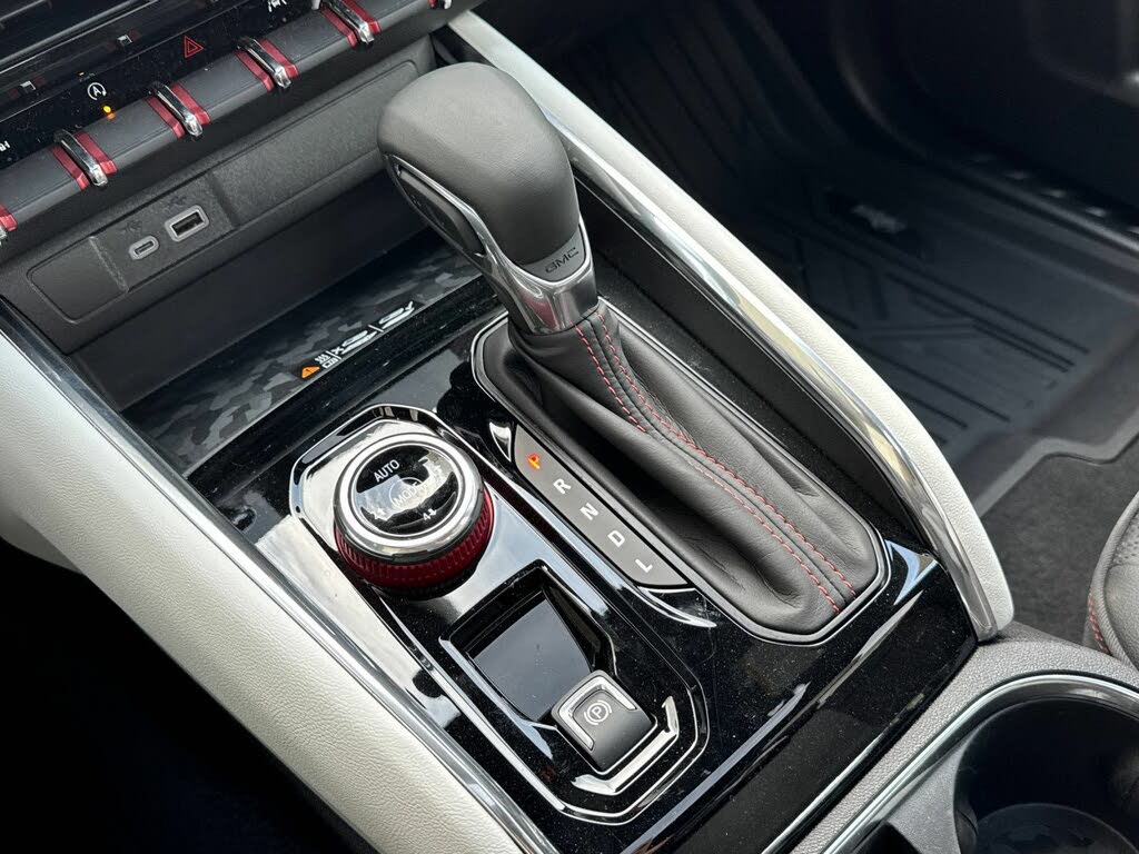 2024 GMC Canyon