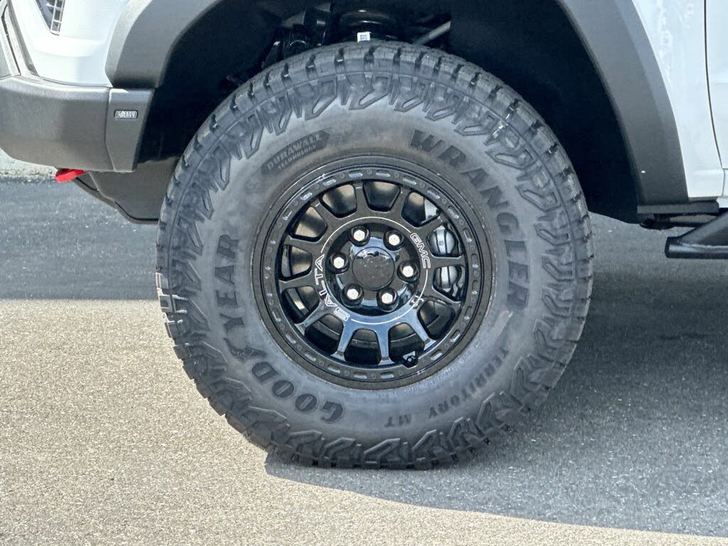 2024 GMC Canyon