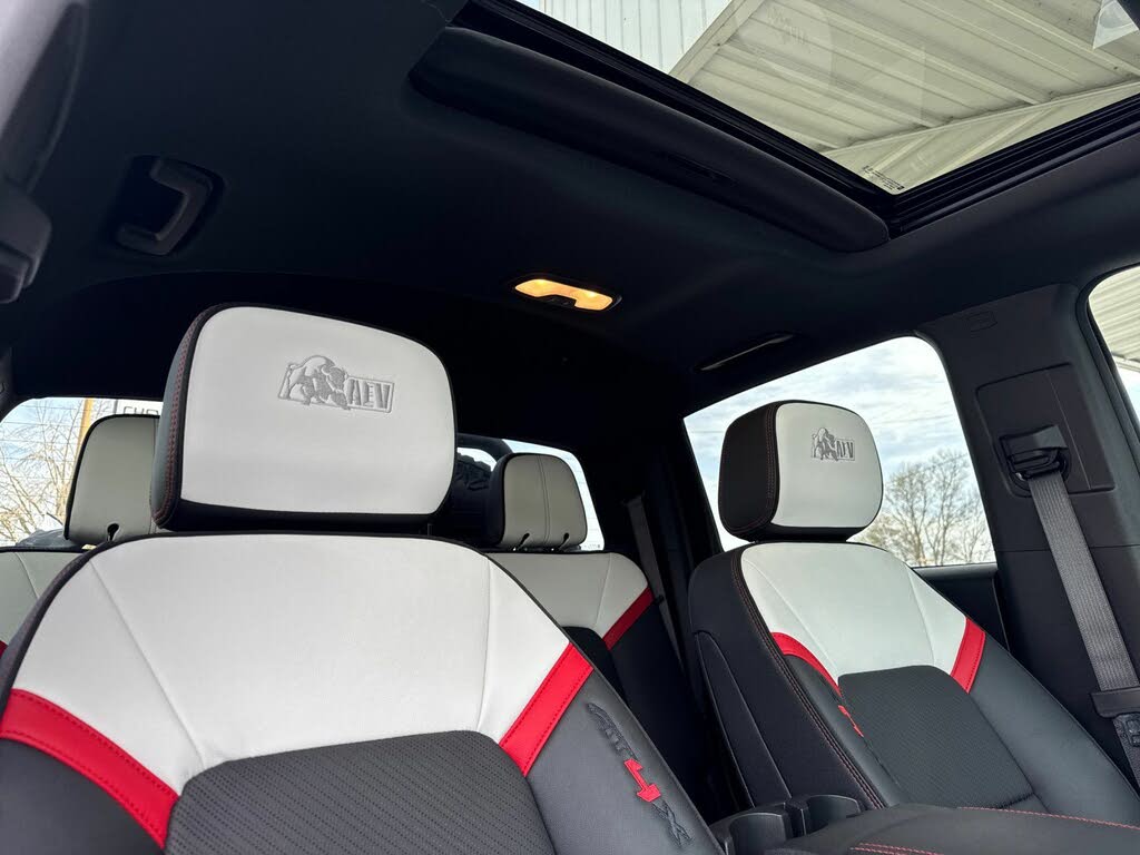 2024 GMC Canyon