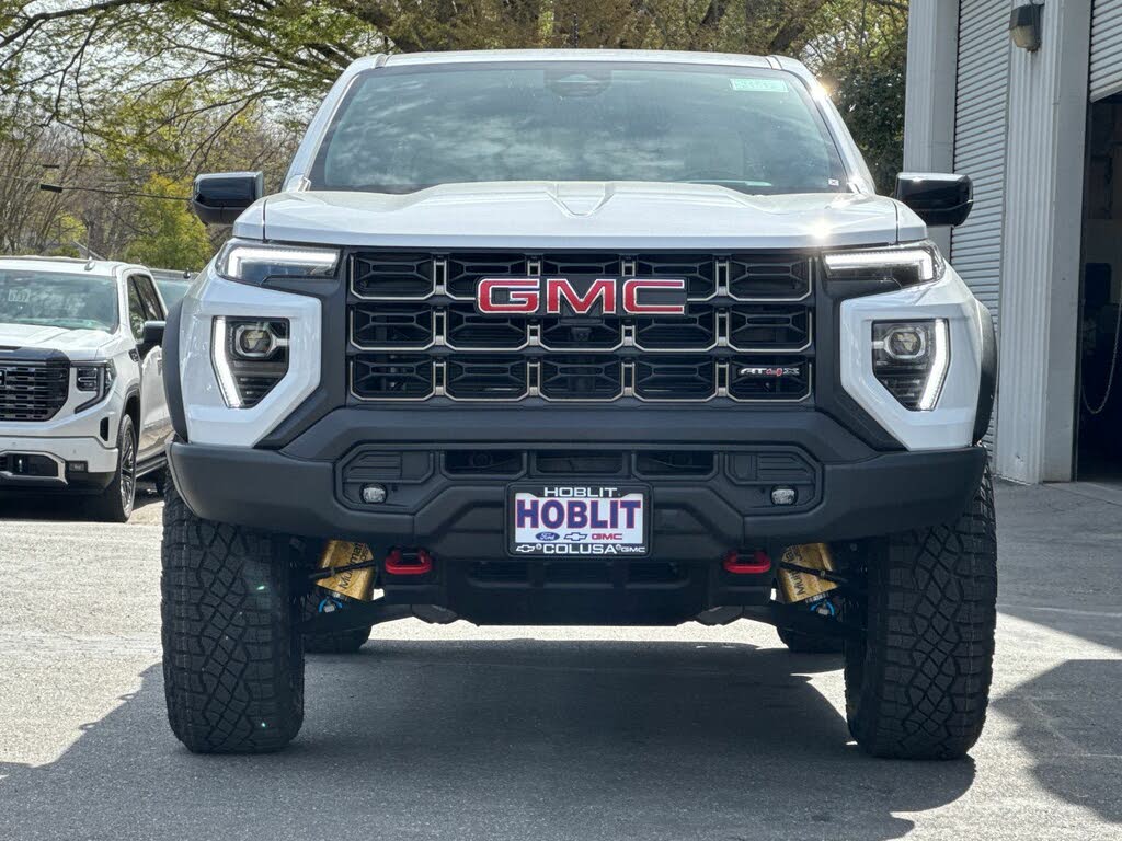 2024 GMC Canyon
