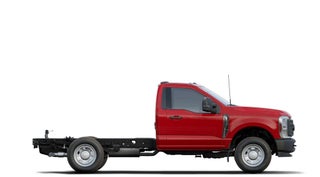 Ford F-350 Super Duty Chassis