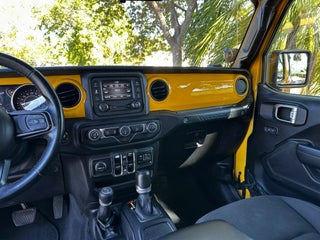 2019 Jeep Wrangler Unlimited thumbnail – Lighthouse Point, FL – 46
