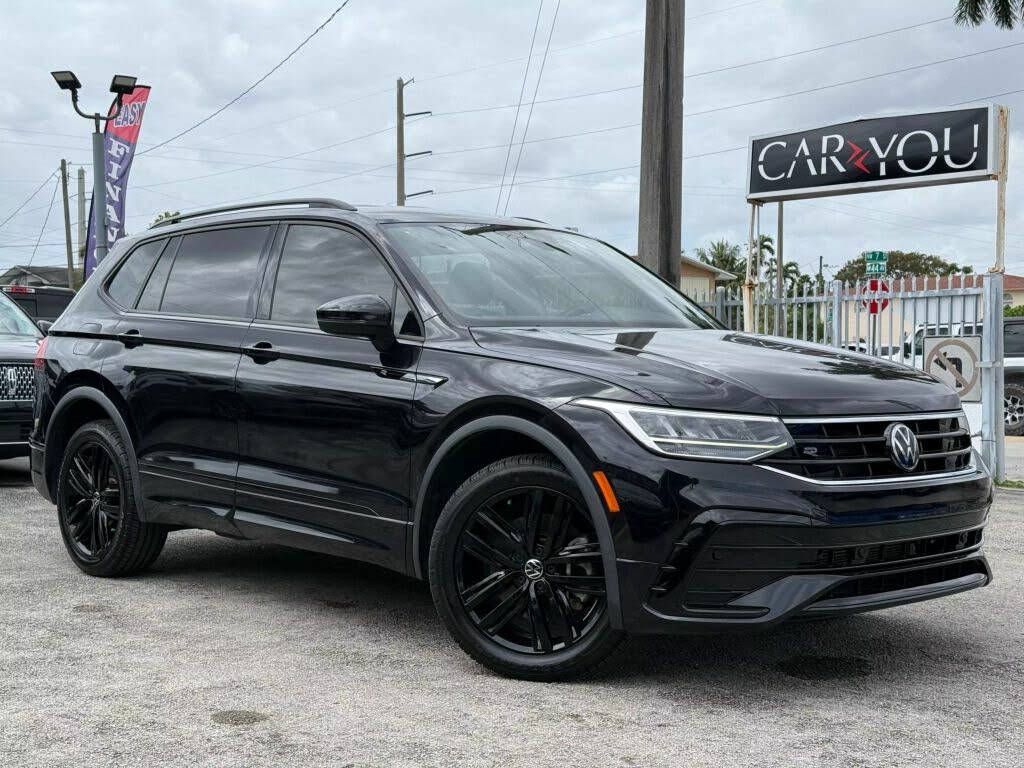 2022 Volkswagen Tiguan SE R-Line Black
                                    for sale in Miami, FL – photo 2