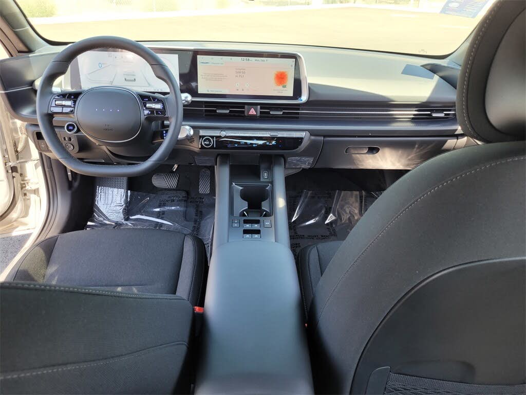 Image of 2025 Hyundai IONIQ 6