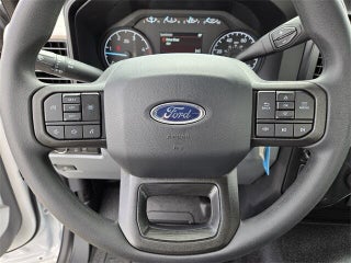 Ford F-350 Super Duty Chassis