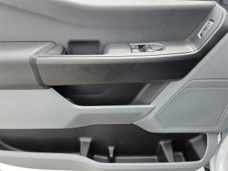 Ford F-350 Super Duty Chassis