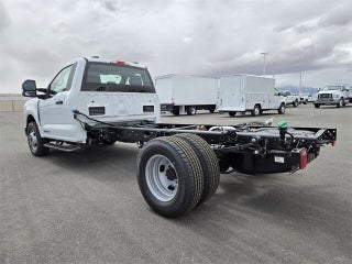 Ford F-350 Super Duty Chassis