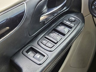 2017 Dodge Grand Caravan thumbnail – Las Vegas, NV – 19
